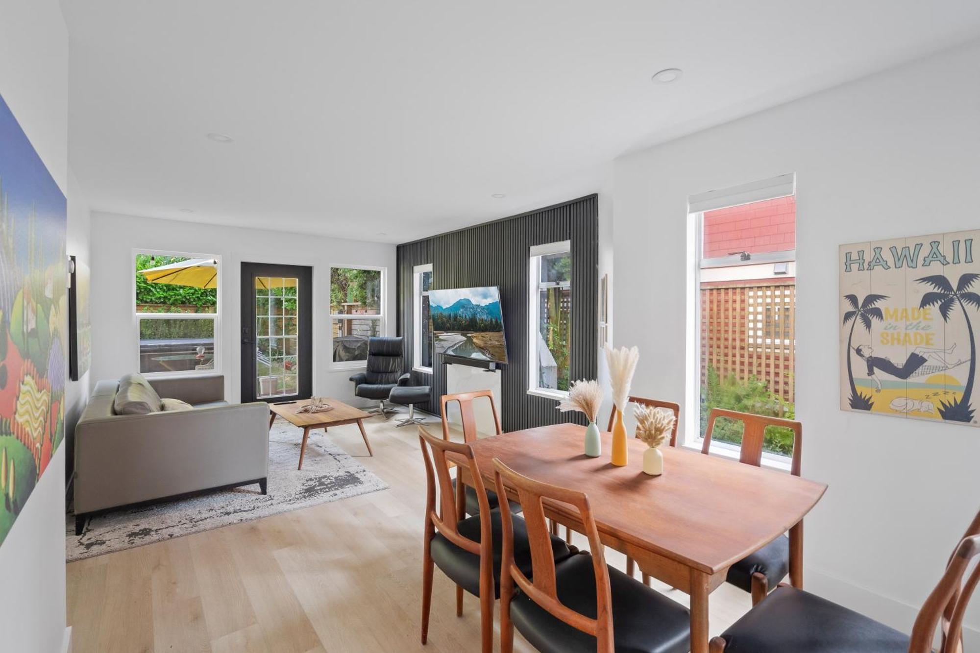 וונקובר Modern Kitsilano 2 Bedroom Home With A Hot Tub מראה חיצוני תמונה