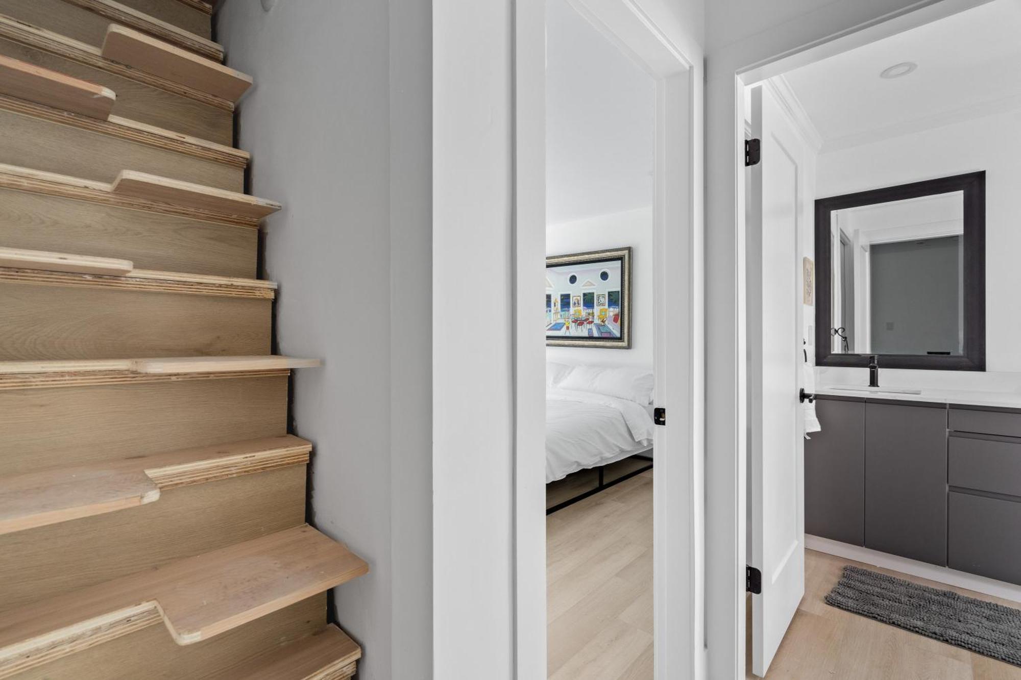 וונקובר Modern Kitsilano 2 Bedroom Home With A Hot Tub מראה חיצוני תמונה