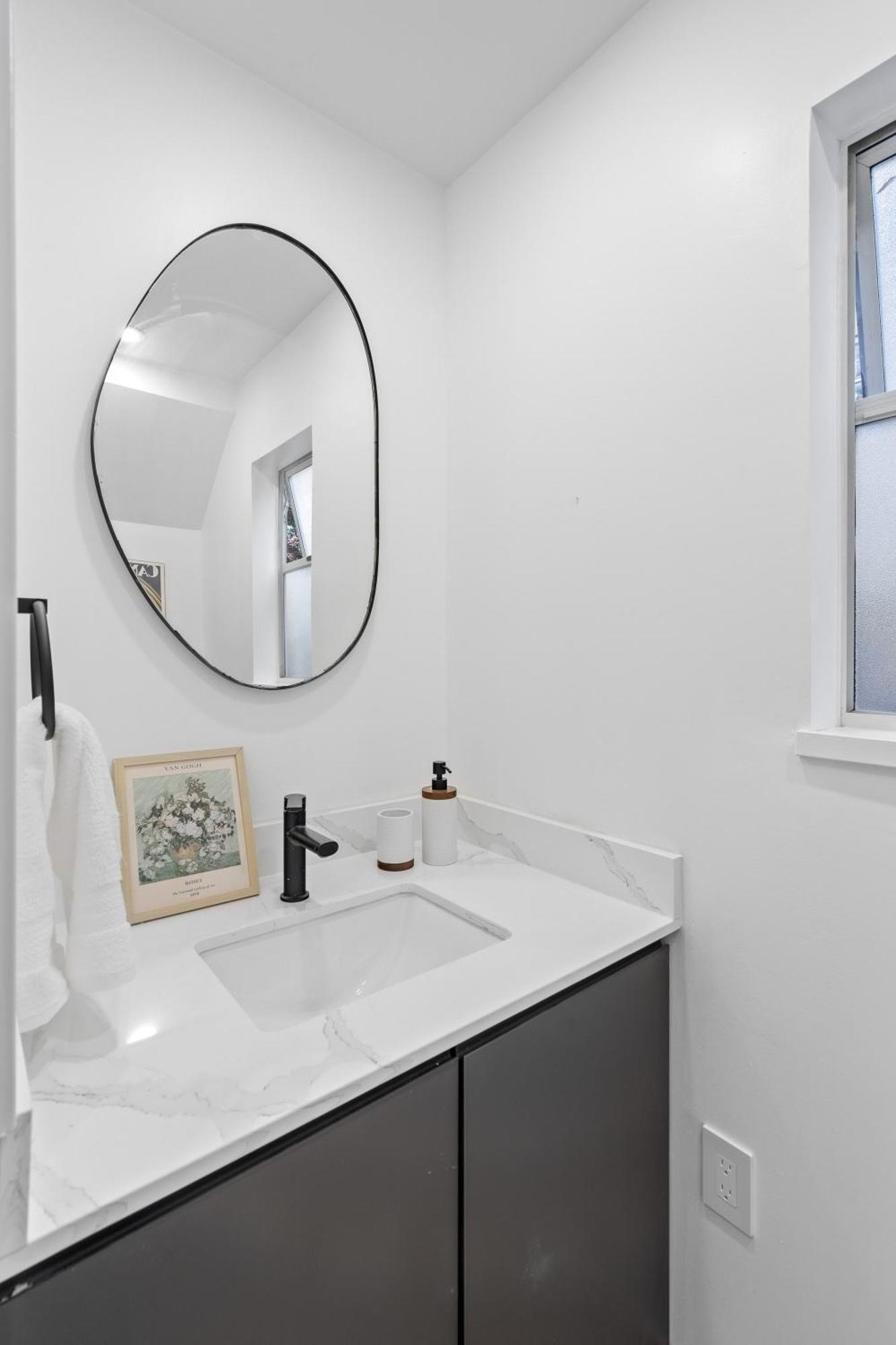 וונקובר Modern Kitsilano 2 Bedroom Home With A Hot Tub מראה חיצוני תמונה